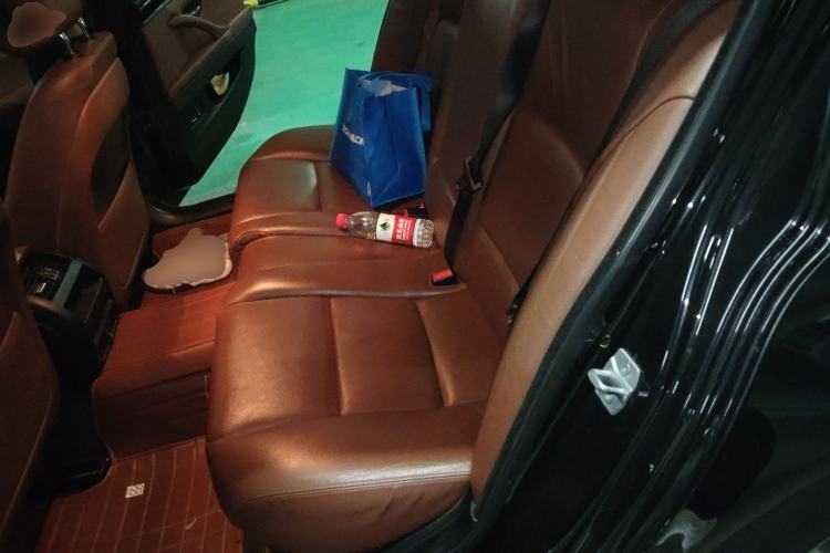 Used BMW 5 Series 2014 525Li Leading Model
