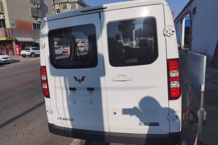 Used Wuling Yangguang 2025 Model 400km Bus Edition—Comfort Edition
