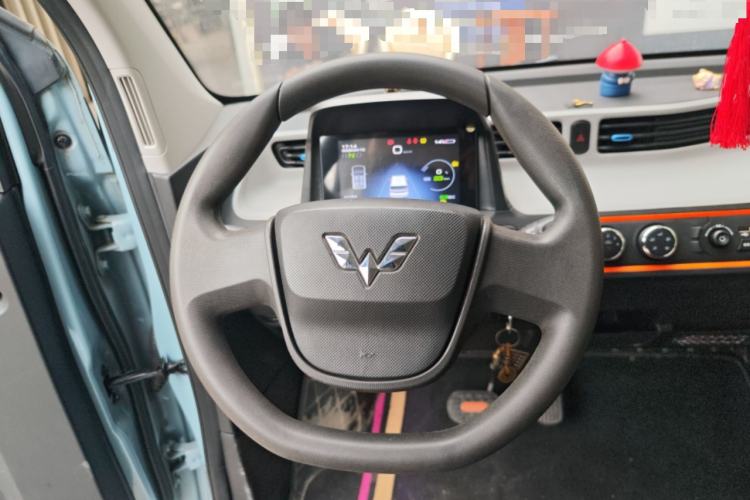 Used Wuling Hongguang MINIEV 2021 Macaron Premium Model – Lithium Iron Phosphate Steering Wheel