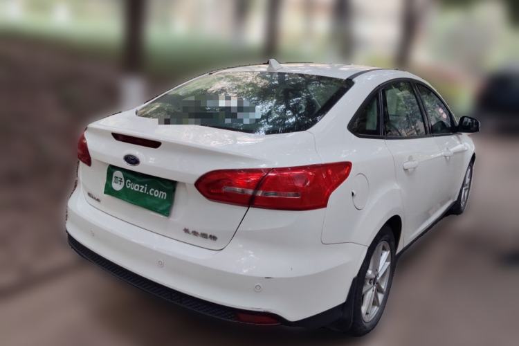 Used Ford Focus 2018 Sedan Classic 1.6L Automatic Trendy SmartDrive Edition Rear Right 45 Deg