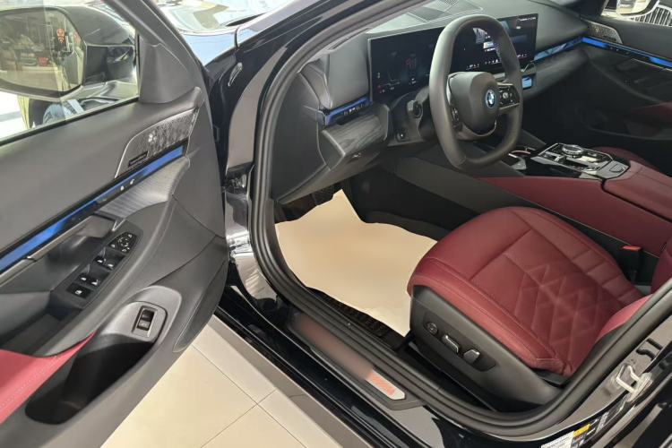 Used BMW i5 2024 eDrive 35L Prestige Luxury Package