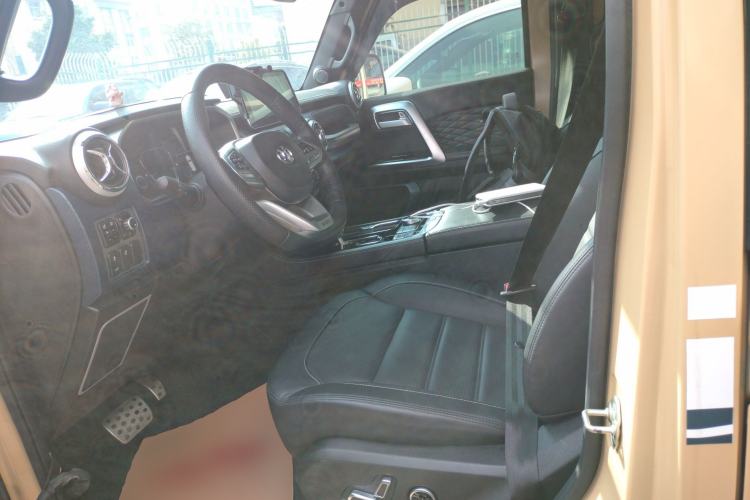 Used BAIC Off-Road BJ40 2019 2.3T Automatic Four-Wheel Drive Ring the Tower Champion Edition China VI
