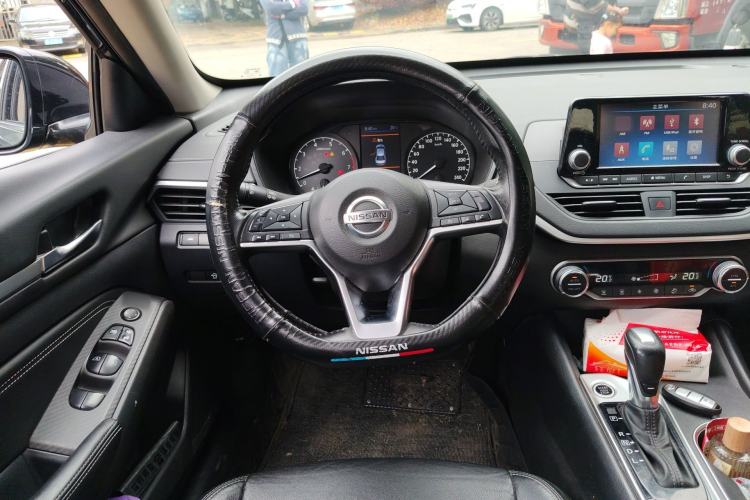 Used Nissan Teana 2019 2.0L XL Comfort Edition Steering Wheel