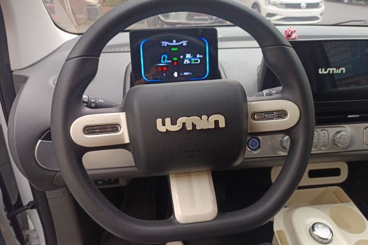 Used CHANGAN NEVO Lumin 2022 155 km – Refreshingly Sweet Edition Steering Wheel