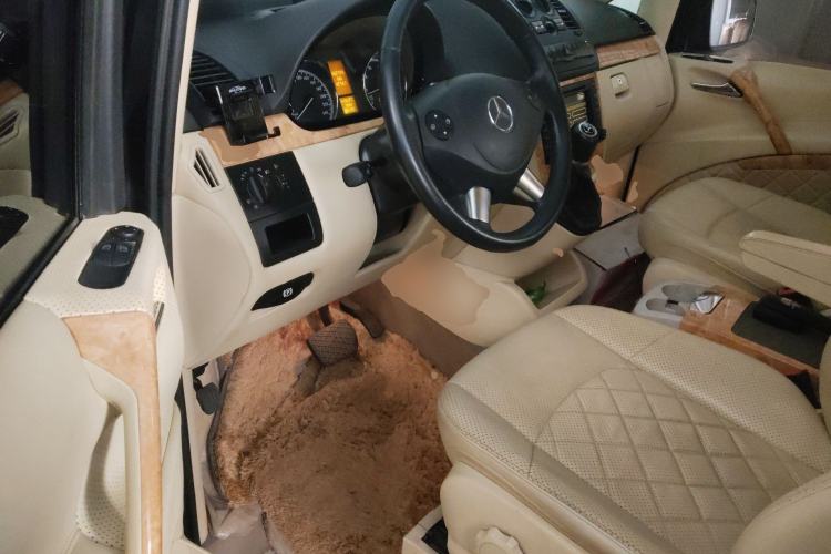 Used Mercedes-Benz Viano 2013 3.0L Hospitality Edition Driver Seat