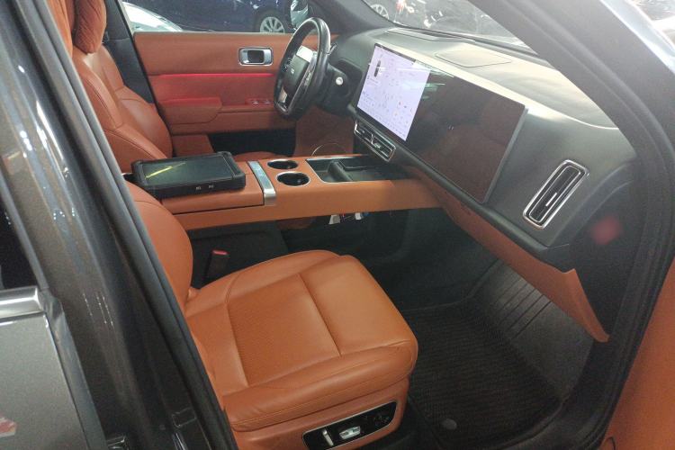 Used Li Auto L8 2023 Pro Model