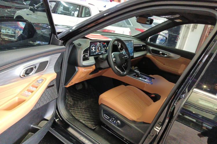 Used GAC Trumpchi GS8 2025 Linghang Series 2.0 TGDI Two-Wheel-Drive Luxury Edition 5 Seats