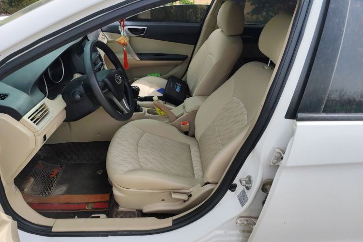 Used Soueast V5 Lingzhi 2015 1.5L Manual Comfort Model Left Front Seat
