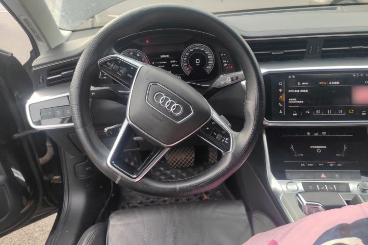 Used Audi A6L 2019 40 TFSI Luxury Prestige Edition Steering Wheel