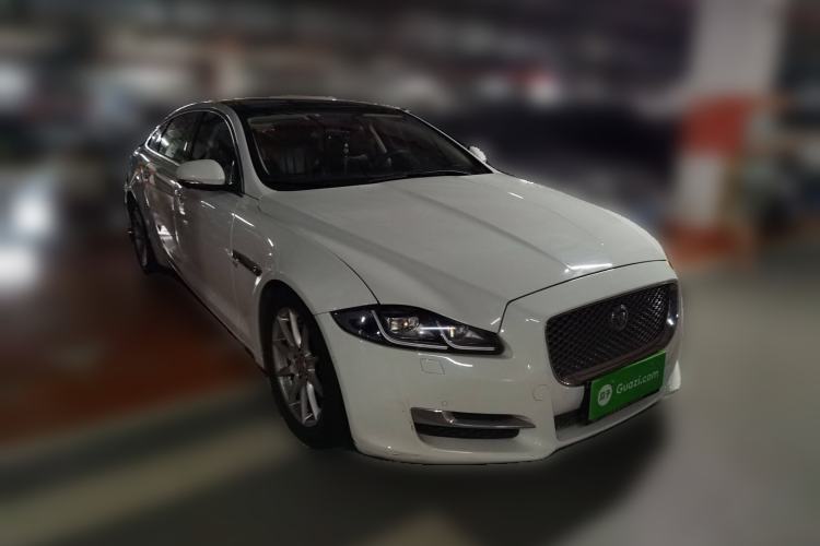 Used Jaguar XJ 2016 XJL 2.0T Two-Wheel-Drive Elegant Business Edition
