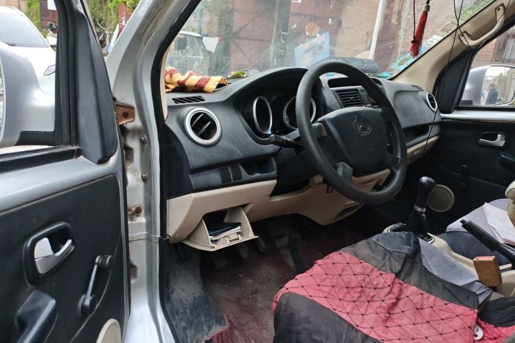 Used CHANGAN KAICHENG Ruixing M80 2014 1.5L Base Version (4-Seater) 4G15S Driver Seat