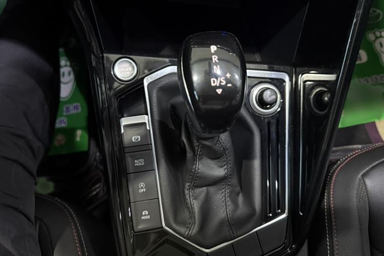 Used Volkswagen Tayron 2020 280TSI Two-Wheel Drive Luxury Connect Edition