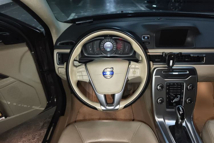 Used Volvo S80L 2014 2.0T T5 Intelligent Luxury Edition