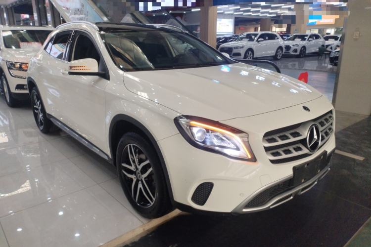Used Mercedes-Benz GLA 2017 GLA 200 Fashion Model
