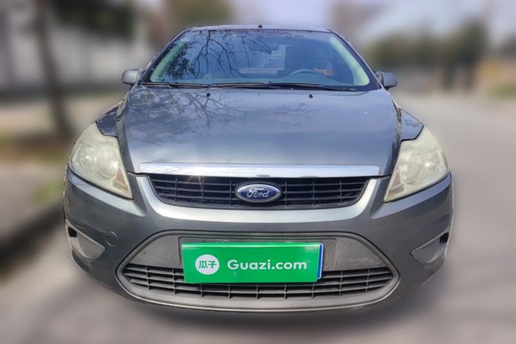 Used Ford Focus 2011 Sedan 1.8L Manual Classic Model
