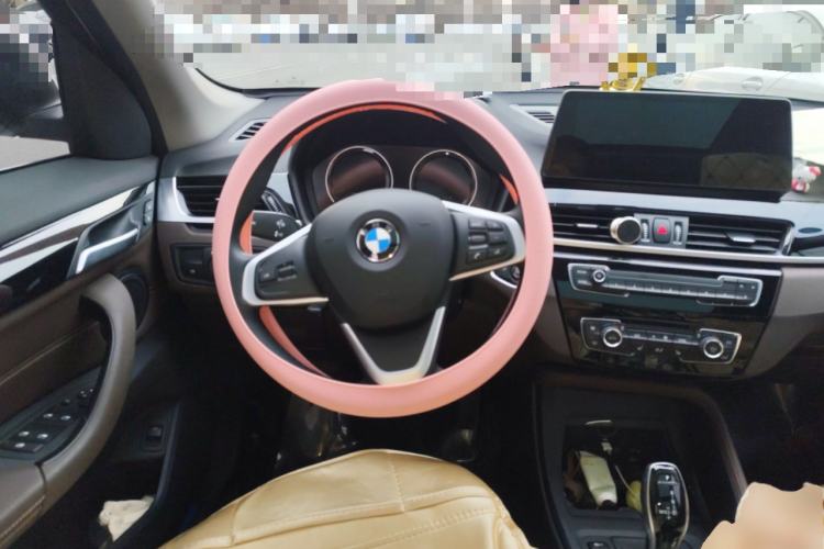 Used BMW X1 2020 sDrive25Li Leading Model
