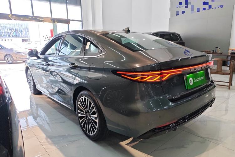 Used Chery Fengyun A8L 2025 1.5 TGDI 145 km Luxury Version Rear Left 45 Deg