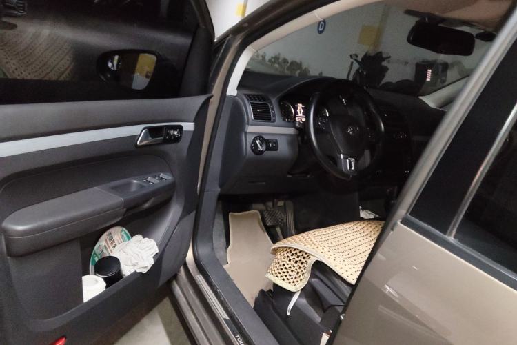 Used Volkswagen Touran 2015 1.4T DSG Luxury Edition 5-Seater