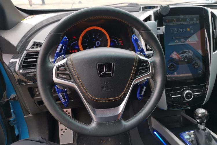 Used Luxgen U6 SUV 2017 1.8T Fashion-Upgraded Model Steering Wheel