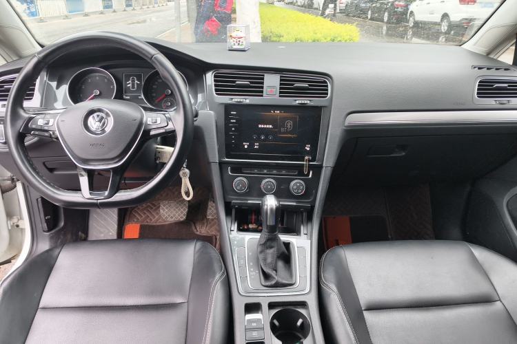 Used Volkswagen Golf 2020 200TSI DSG Comfortable and Ambitious Edition