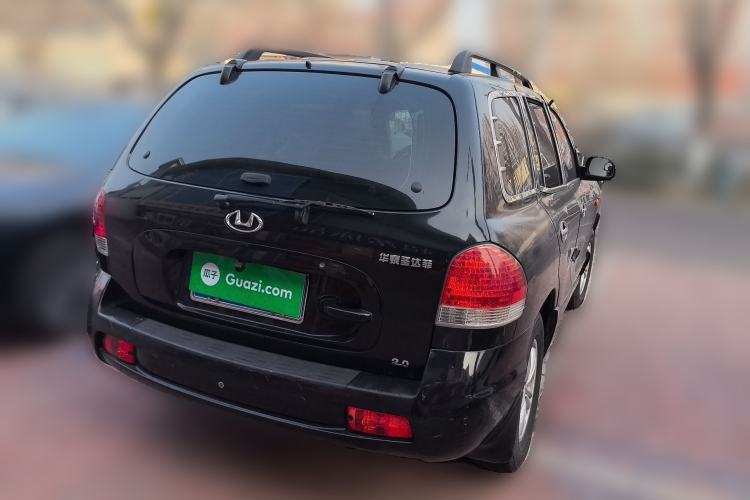Used Huatai Santa Fe Classic 2012 2.0L Gasoline Manual Two-Wheel Drive with Sunroof
