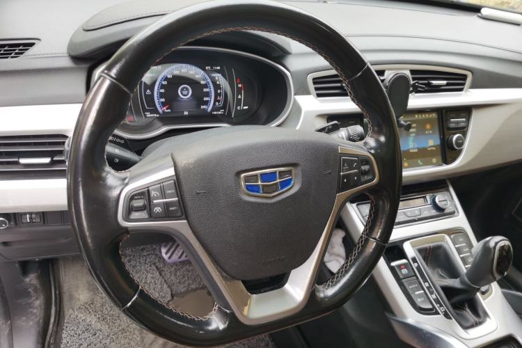 Used Geely Auto Emgrand X7 Sport 2016 1.8TD Automatic ZhiZun Version
