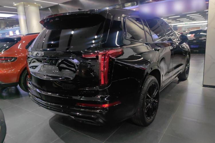 Used Cadillac XT6 2022 2.0T Six-Seater Four-Wheel Drive Luxury Version
