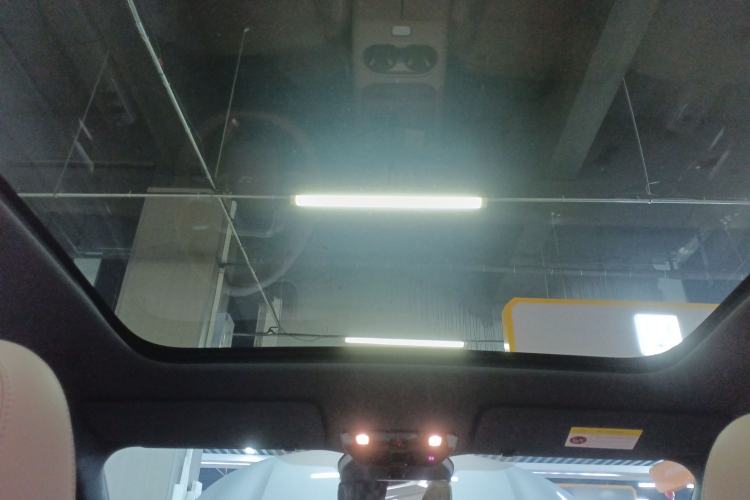 Used Li Auto i6 2025 Model Two-Wheel-Drive Standard Type