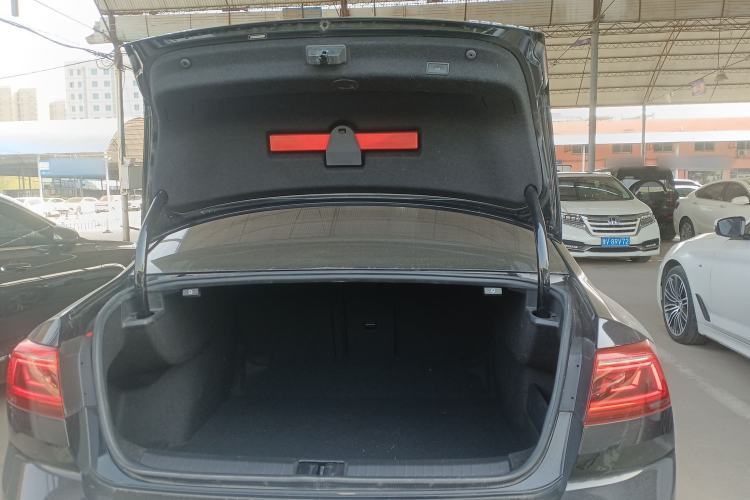 Used Volkswagen Magotan 2020 330TSI DSG Luxury Edition
