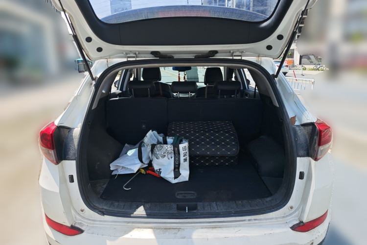 Used Hyundai Tucson 2015 1.6T Dual-Clutch Two-Wheel-Drive Smart Model
