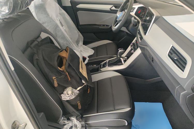 Used Volkswagen T-ROC 2026 Model 280TSI DSG Two-Wheel Drive Shiguang Edition Right Front Seat