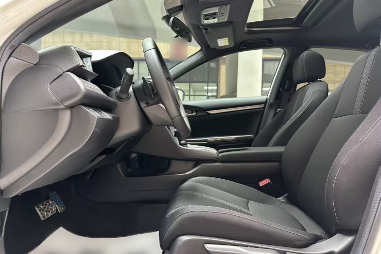 Used Honda Civic 2021 HATCHBACK 220TURBO CVT Trendy Cool Edition