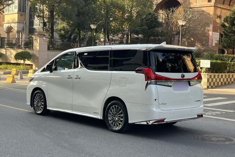 Used Lexus LM 2020 300h Seven-Seat Elegant Edition