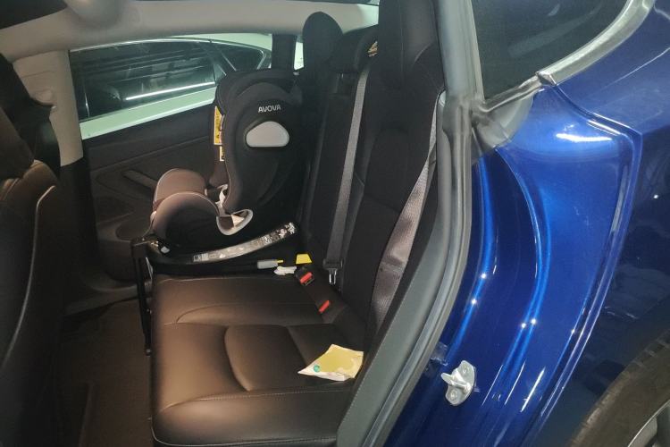 Used Tesla Model 3 2019 Long-Range Rear-Wheel-Drive Version