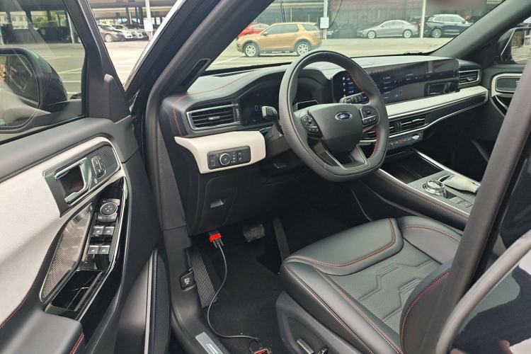 Used Ford Explorer 2024 2.3T EcoBoost 4x4 ST-LINE 7-Seater