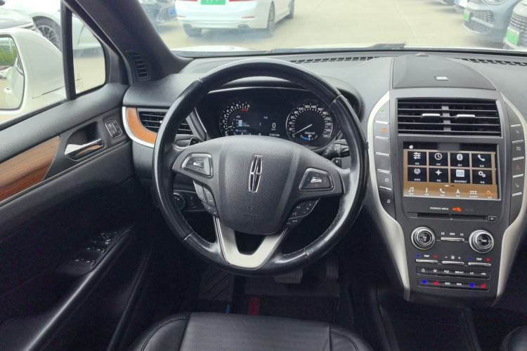 Used Lincoln MKC 2018 2.0T Four-Wheel Drive Zunya Edition