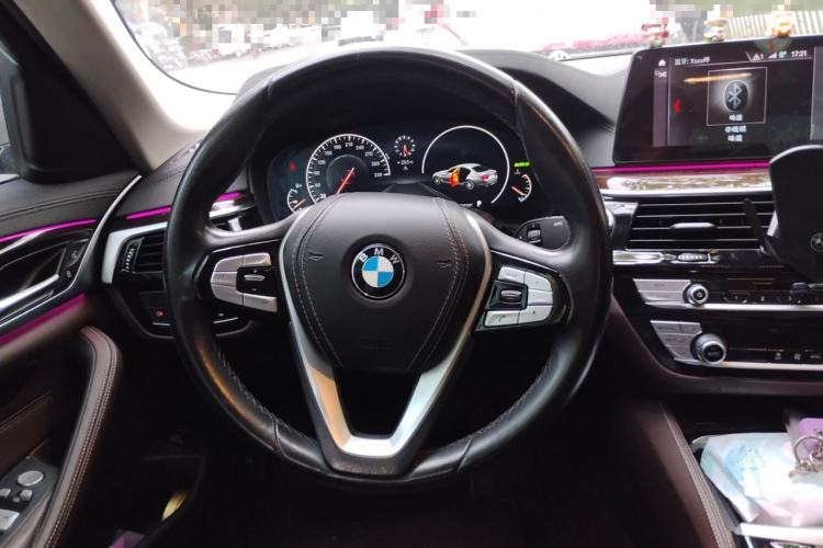 Used BMW 5 Series 2019 Facelifted 525Li Luxury Package
