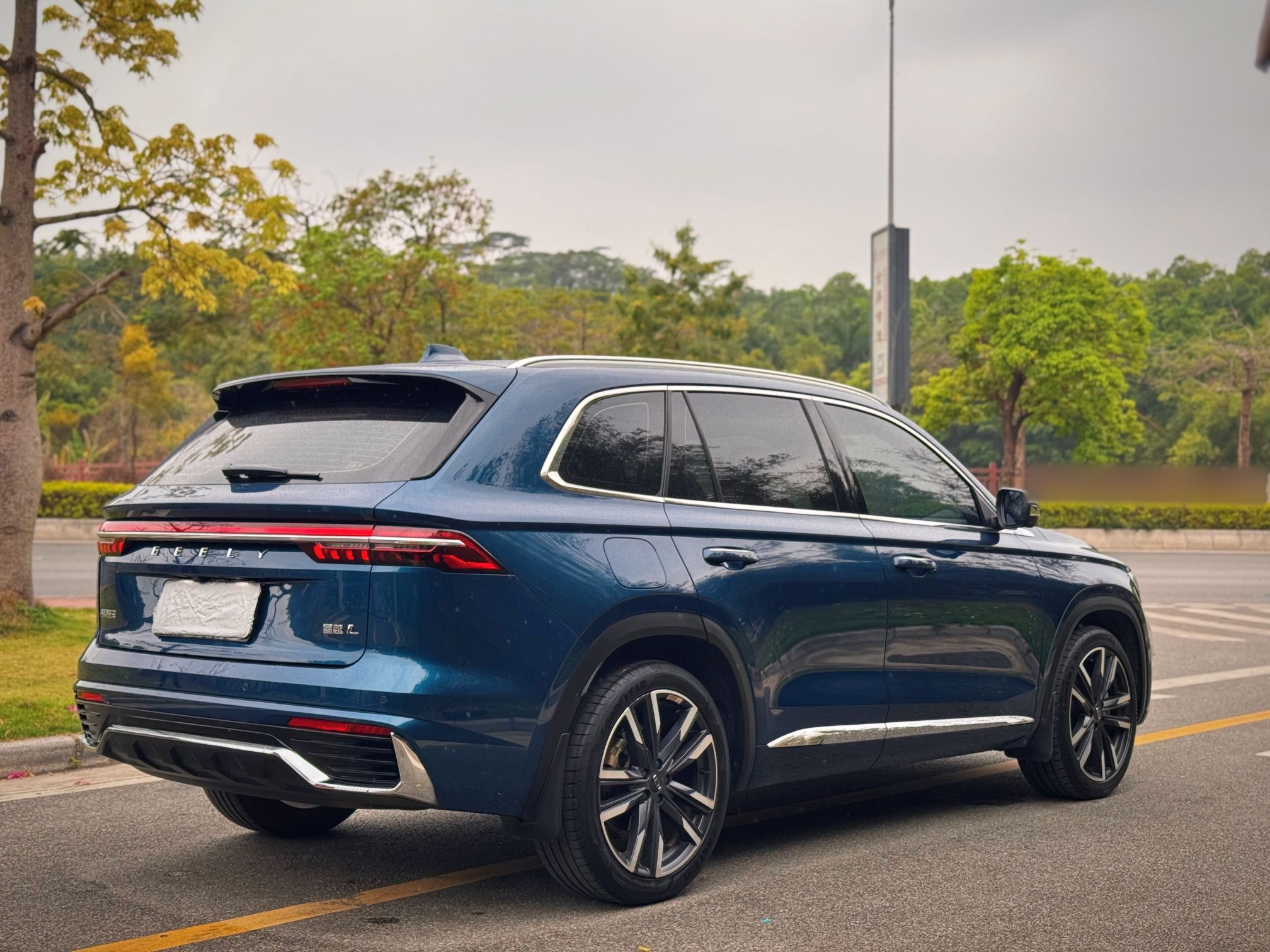 Geely Auto Monjaro L 2021 2.0TD DCT EVO Two-Wheel Drive Prestige Version — снимка 13
