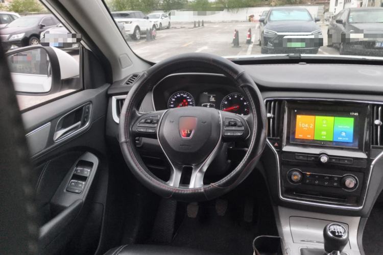 Used Roewe RX5 2016 20T Two-Wheel Drive Manual Flagship Edition