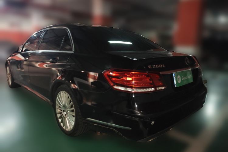 Used Mercedes-Benz E-Class 2014 Facelifted E 260 L Luxury Edition Rear Left 45 Deg