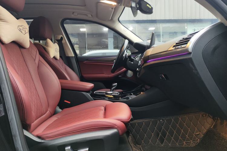 Used BMW X3 2022 Second Facelift xDrive30i Leading Edition M Night Sky Package Interior 3