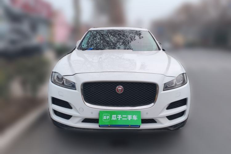Used Jaguar F-PACE 2018 2.0T Two-Wheel Drive Urban Deluxe Edition