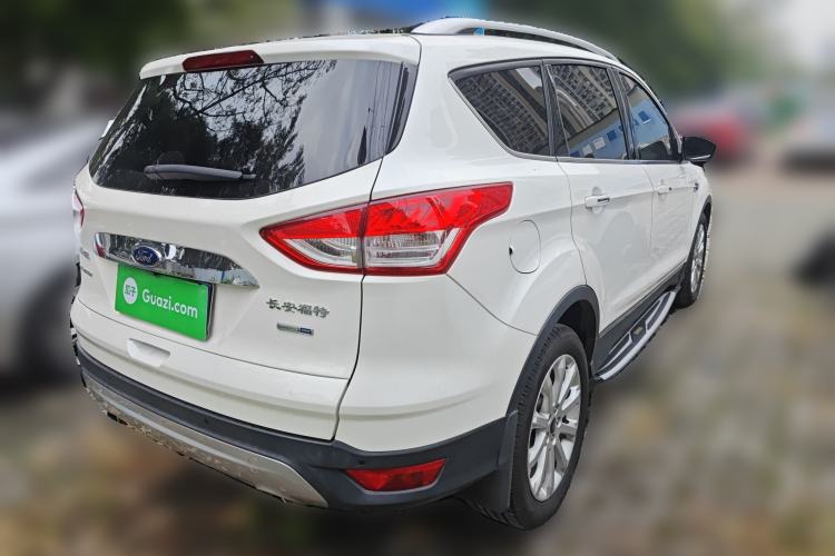 Used Ford Kuga 2015 2.0L GTDi Four-Wheel-Drive Sport Model