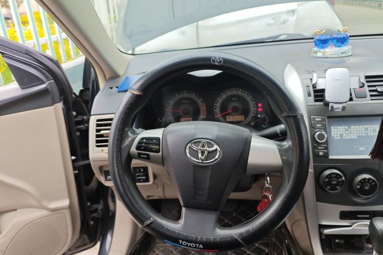 Used Toyota Corolla 2012 Luxurious Edition 1.6L Automatic GL
