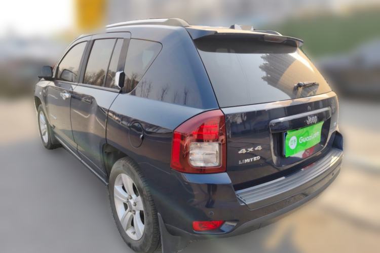 Used Jeep Compass 2014 2.4L four-wheel drive sport version
