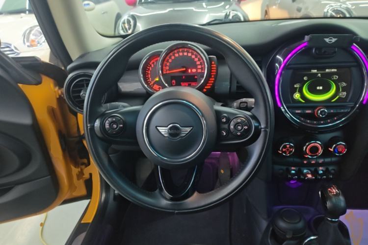 Used MINI 2016 1.5T COOPER
