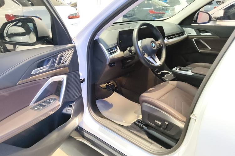 Used BMW X1 2023 xDrive25Li X Design Package
