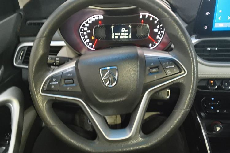 Used Baojun 510 2017 1.5L Manual Fashion Model