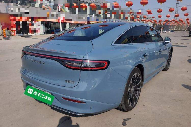 Used Hima Luxeed S7 2025 855 km Max