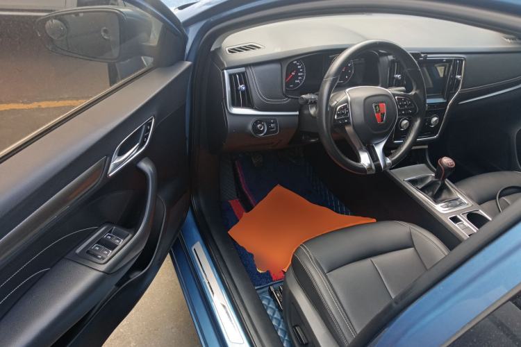 Used Roewe i6 2018 20T Manual Luxury Edition
